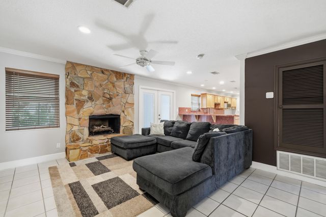 417 NW Sherry Circle, Fort Walton Beach, FL 32548