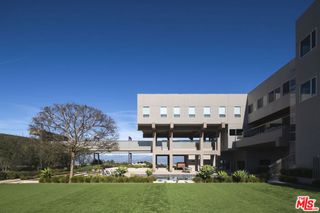 15210 Antelo Place, Los Angeles, CA 90077