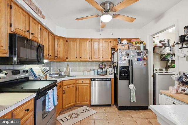 19 HARROGATE CT, Sewell, NJ 08080