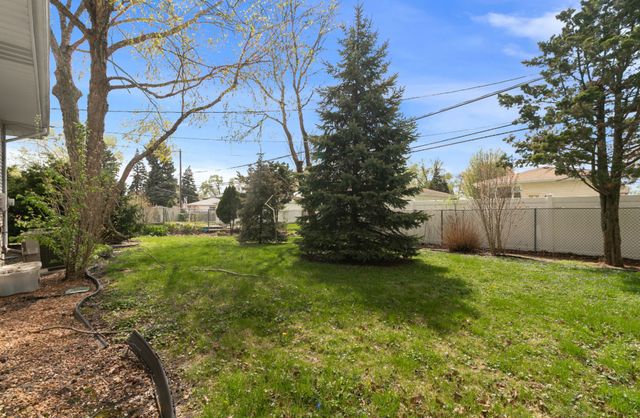 9712 S Kolmar Avenue, Oak Lawn, IL 60453