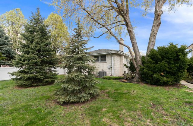 9712 S Kolmar Avenue, Oak Lawn, IL 60453