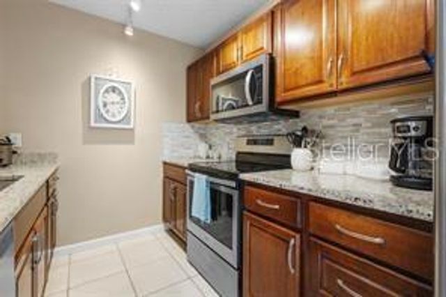 2713 4TH COURT, Palm Harbor, FL 34684