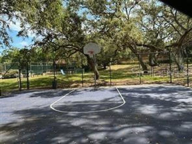 2713 4TH COURT, Palm Harbor, FL 34684