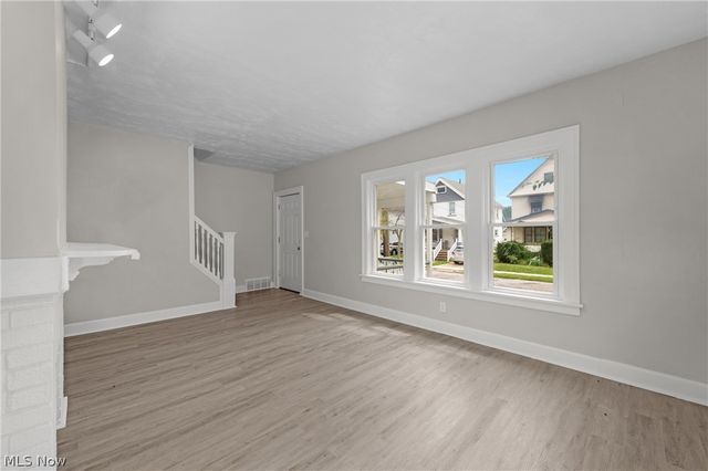 3392 W 91st Street, Cleveland, OH 44102