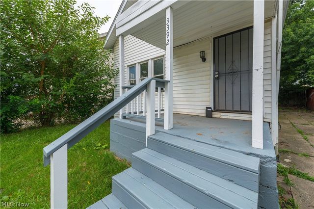 3392 W 91st Street, Cleveland, OH 44102