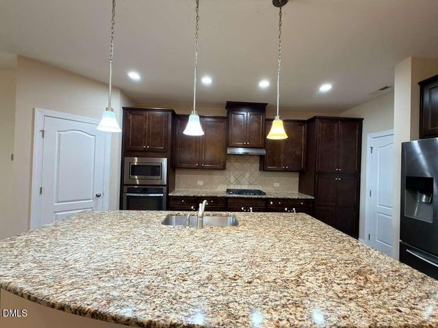 305 Alamosa Place, Cary, NC 27519