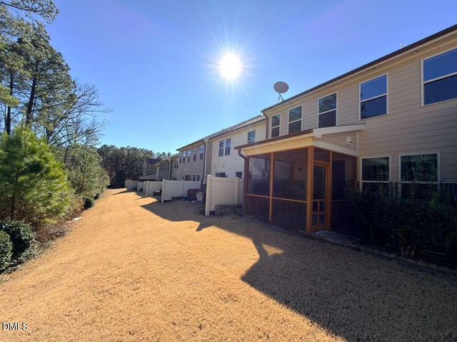 305 Alamosa Place, Cary, NC 27519