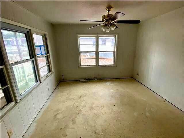 63 Logan Street, Leavenworth, KS 66048