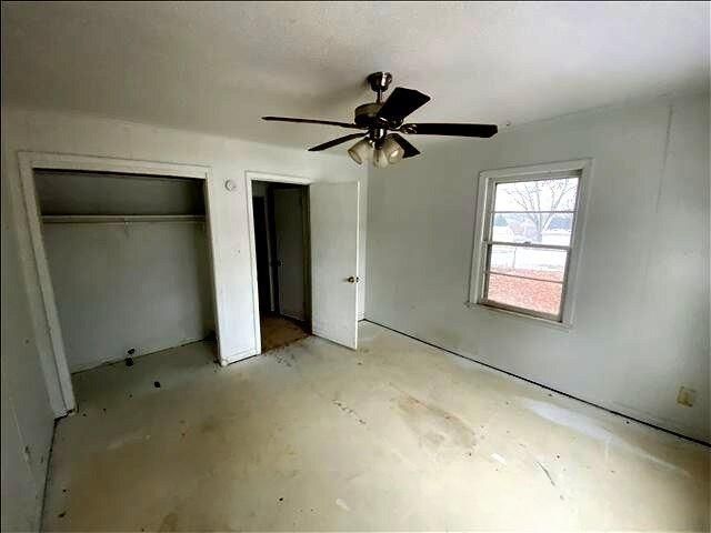 63 Logan Street, Leavenworth, KS 66048