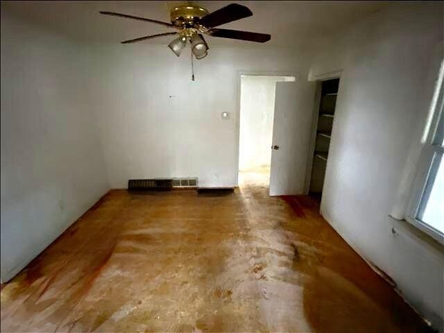 63 Logan Street, Leavenworth, KS 66048