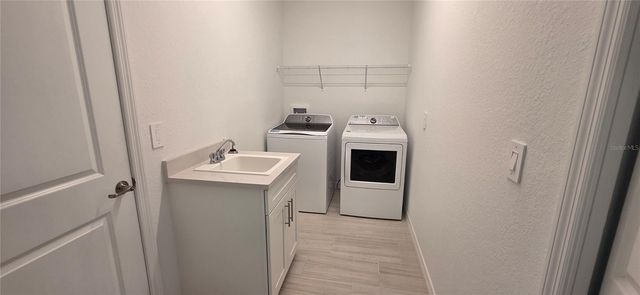 19123 CHERRYSTONE WAY, Lakewood Ranch, FL 34211