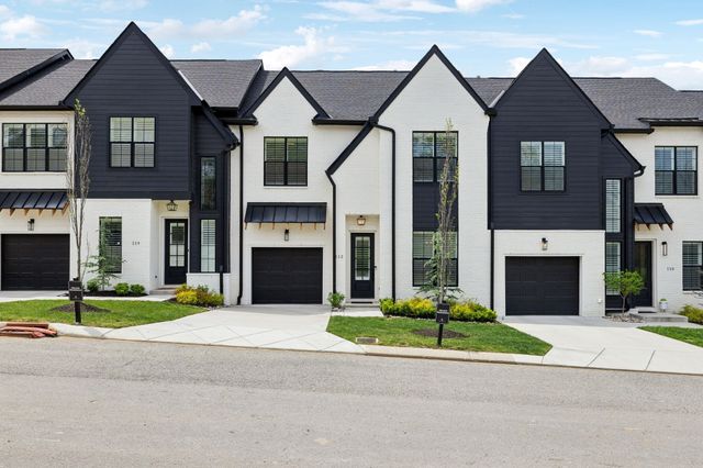 112 Shadow Springs Dr, Brentwood, TN 37027