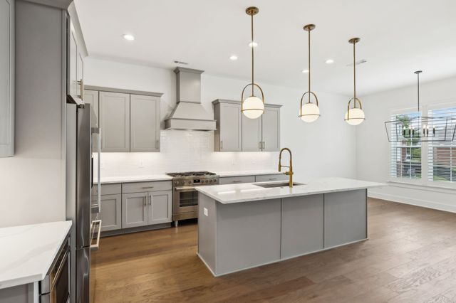 112 Shadow Springs Dr, Brentwood, TN 37027