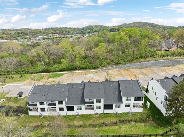 112 Shadow Springs Dr, Brentwood, TN 37027