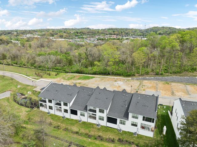 112 Shadow Springs Dr, Brentwood, TN 37027