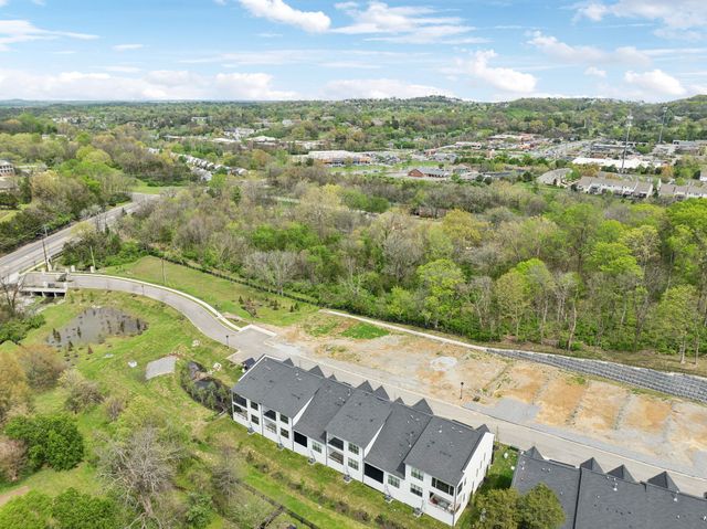 112 Shadow Springs Dr, Brentwood, TN 37027