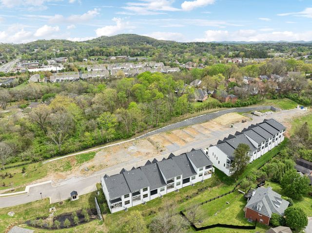 112 Shadow Springs Dr, Brentwood, TN 37027