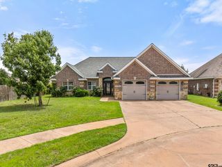 1505 Lucy CIR, Lindale, TX 75771