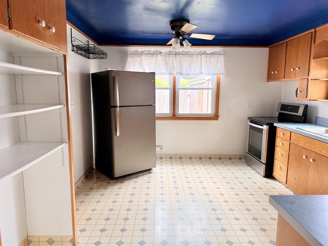 619 E BYRD STREET, Appleton, WI 54911