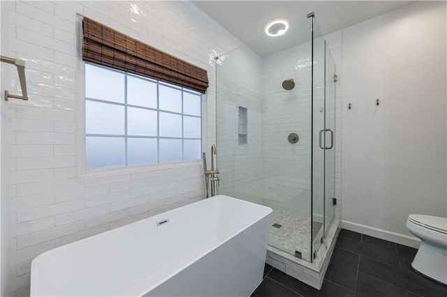 2060 Monroe Drive, Alpharetta, GA 30004