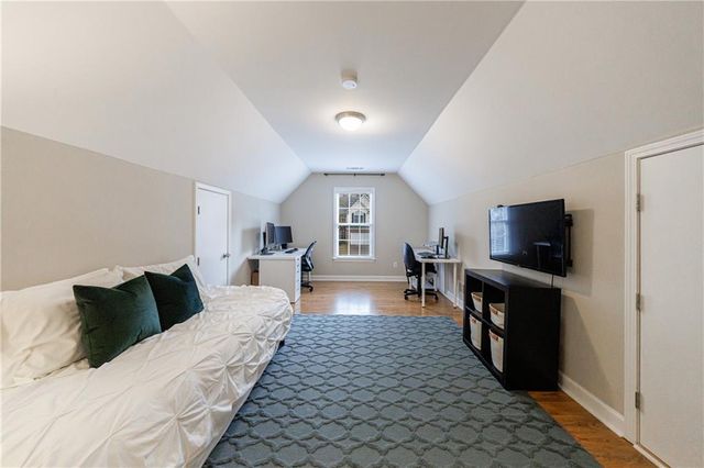 2060 Monroe Drive, Alpharetta, GA 30004