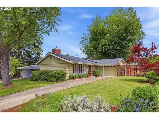3025 HARRIS St, Eugene, OR 97405