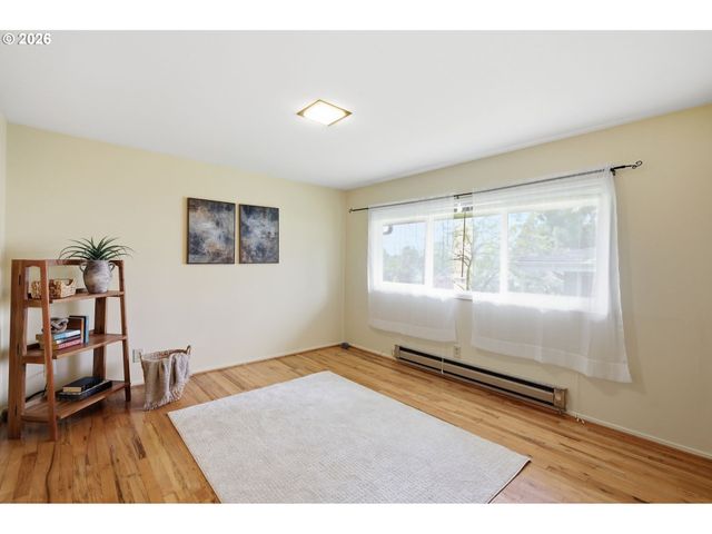 3025 HARRIS St, Eugene, OR 97405