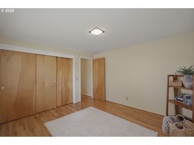 3025 HARRIS St, Eugene, OR 97405