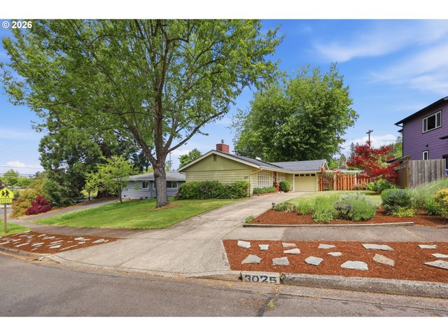 3025 HARRIS St, Eugene, OR 97405