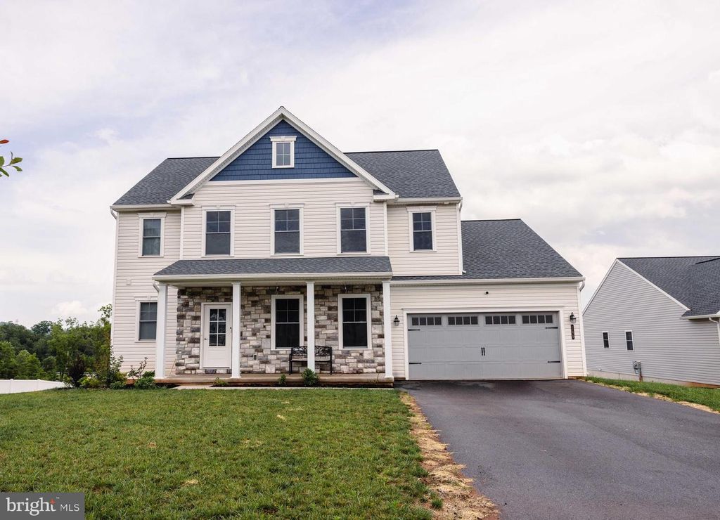 149 FOXGLOVE DR, Middletown, PA 17057
