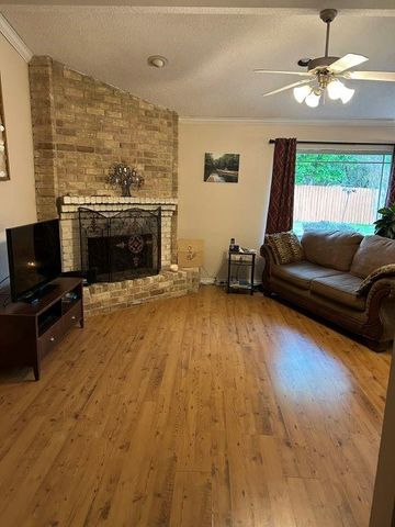 16319 Pitch Pine Drive, Houston, TX 77070