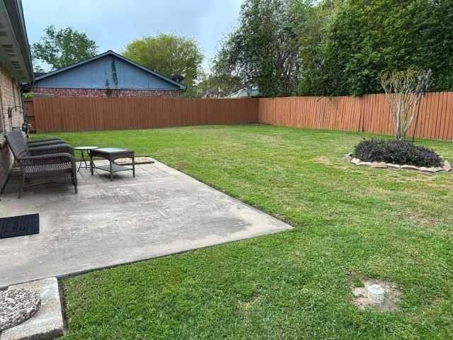 16319 Pitch Pine Drive, Houston, TX 77070