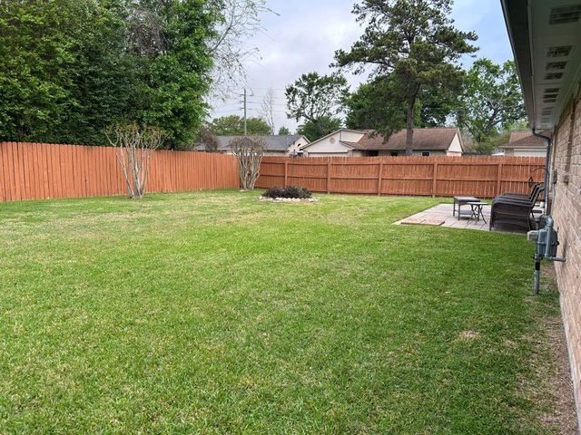 16319 Pitch Pine Drive, Houston, TX 77070