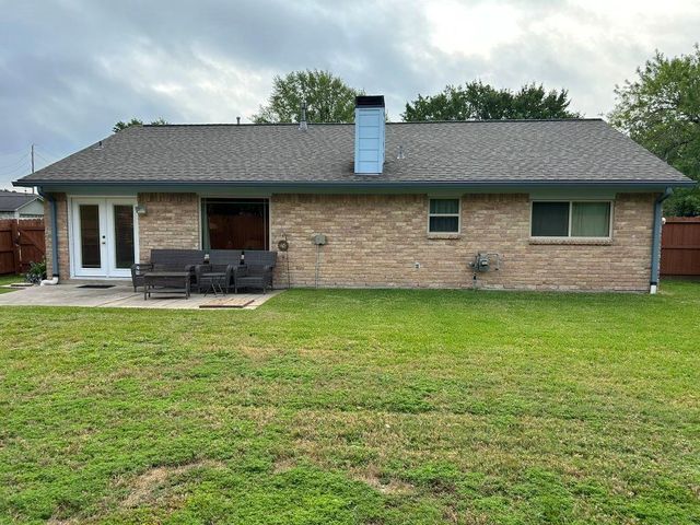 16319 Pitch Pine Drive, Houston, TX 77070