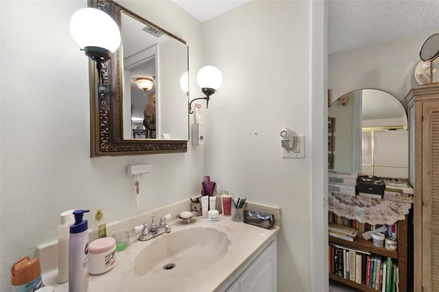 3910 Inverrary Blvd 301B, Fort Lauderdale, FL 33319