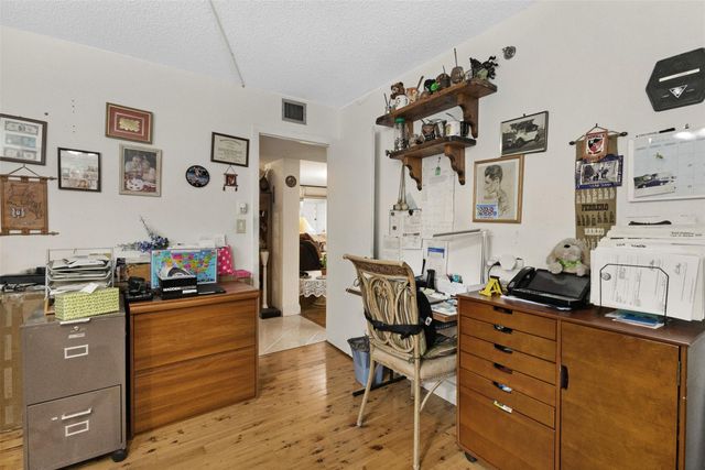 3910 Inverrary Blvd 301B, Fort Lauderdale, FL 33319