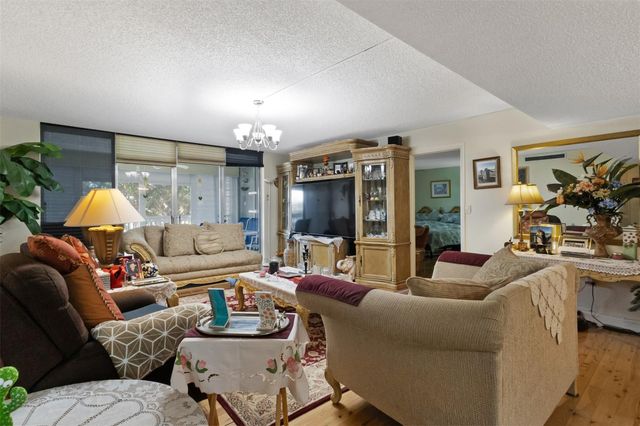 3910 Inverrary Blvd 301B, Fort Lauderdale, FL 33319