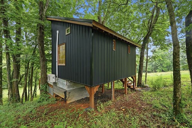 145 Gamble St, Doyle, TN 38559