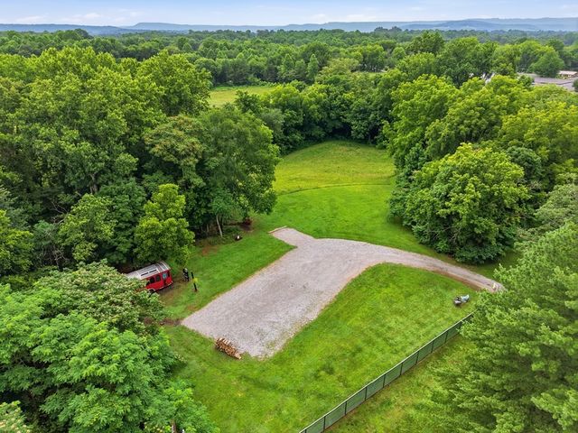 145 Gamble St, Doyle, TN 38559