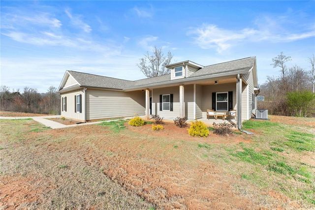 188 Fairview Meadows Drive, Demorest, GA 30535