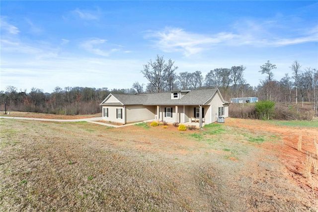 188 Fairview Meadows Drive, Demorest, GA 30535