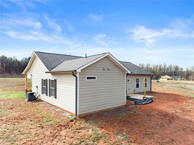 188 Fairview Meadows Drive, Demorest, GA 30535