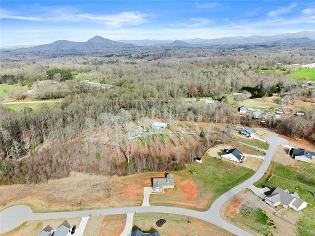 188 Fairview Meadows Drive, Demorest, GA 30535