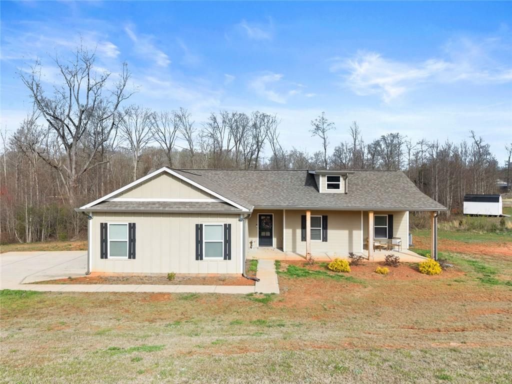 188 Fairview Meadows Drive, Demorest, GA 30535