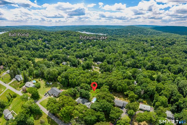 13 Jewel Lane, New Fairfield, CT 06812