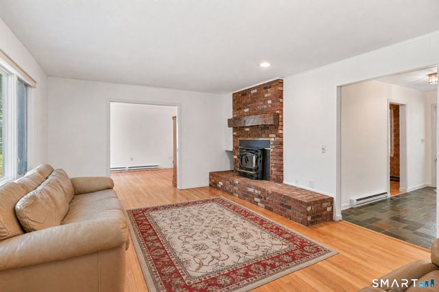 13 Jewel Lane, New Fairfield, CT 06812