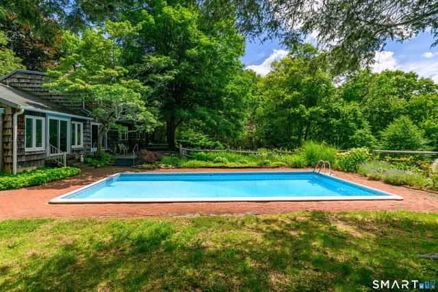 13 Jewel Lane, New Fairfield, CT 06812