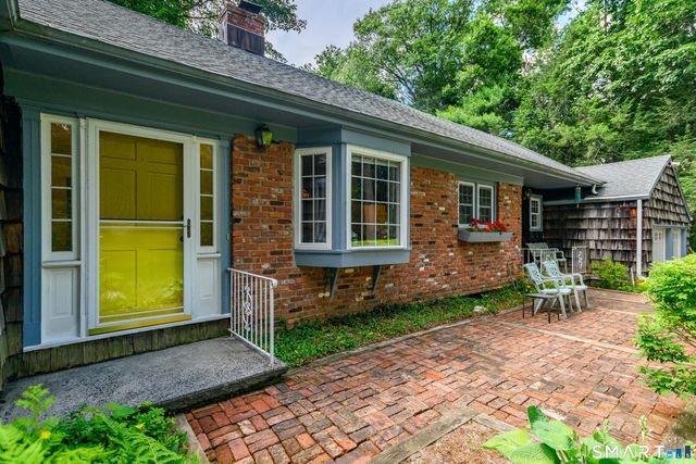13 Jewel Lane, New Fairfield, CT 06812
