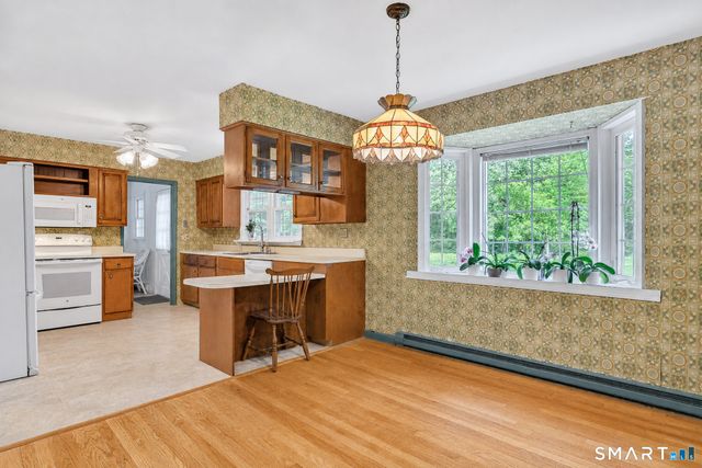 13 Jewel Lane, New Fairfield, CT 06812