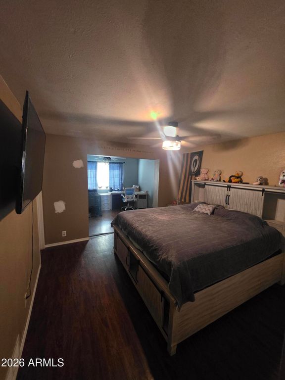 Image 12 of property listing at 1443 E Pepper Pl Place, Mesa, AZ 85203